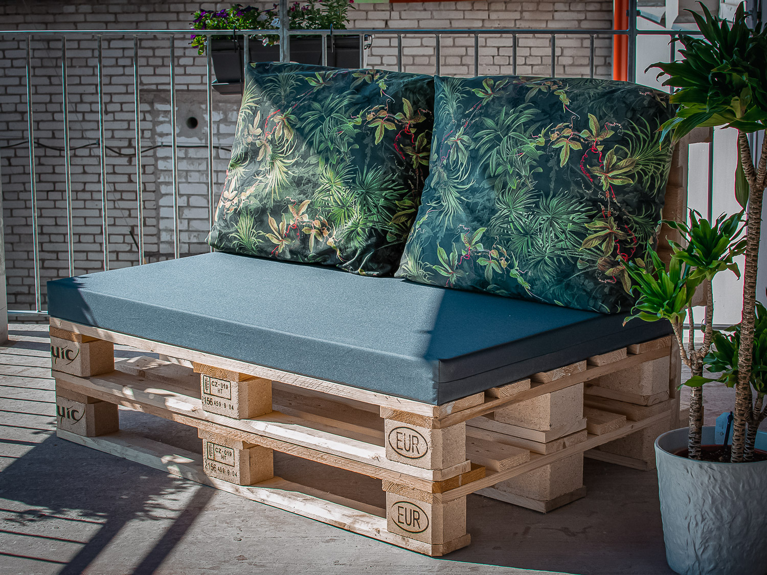 Selkänojantyyny eurolavoille Soft Garden